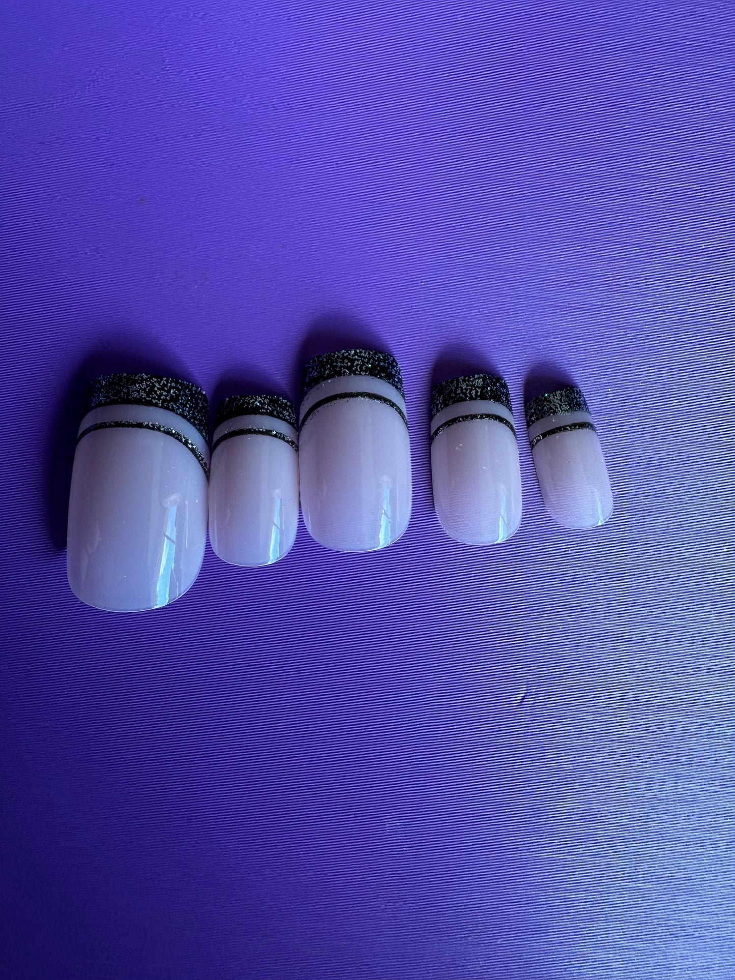 Press On Nails: Medium Square Black Glitter