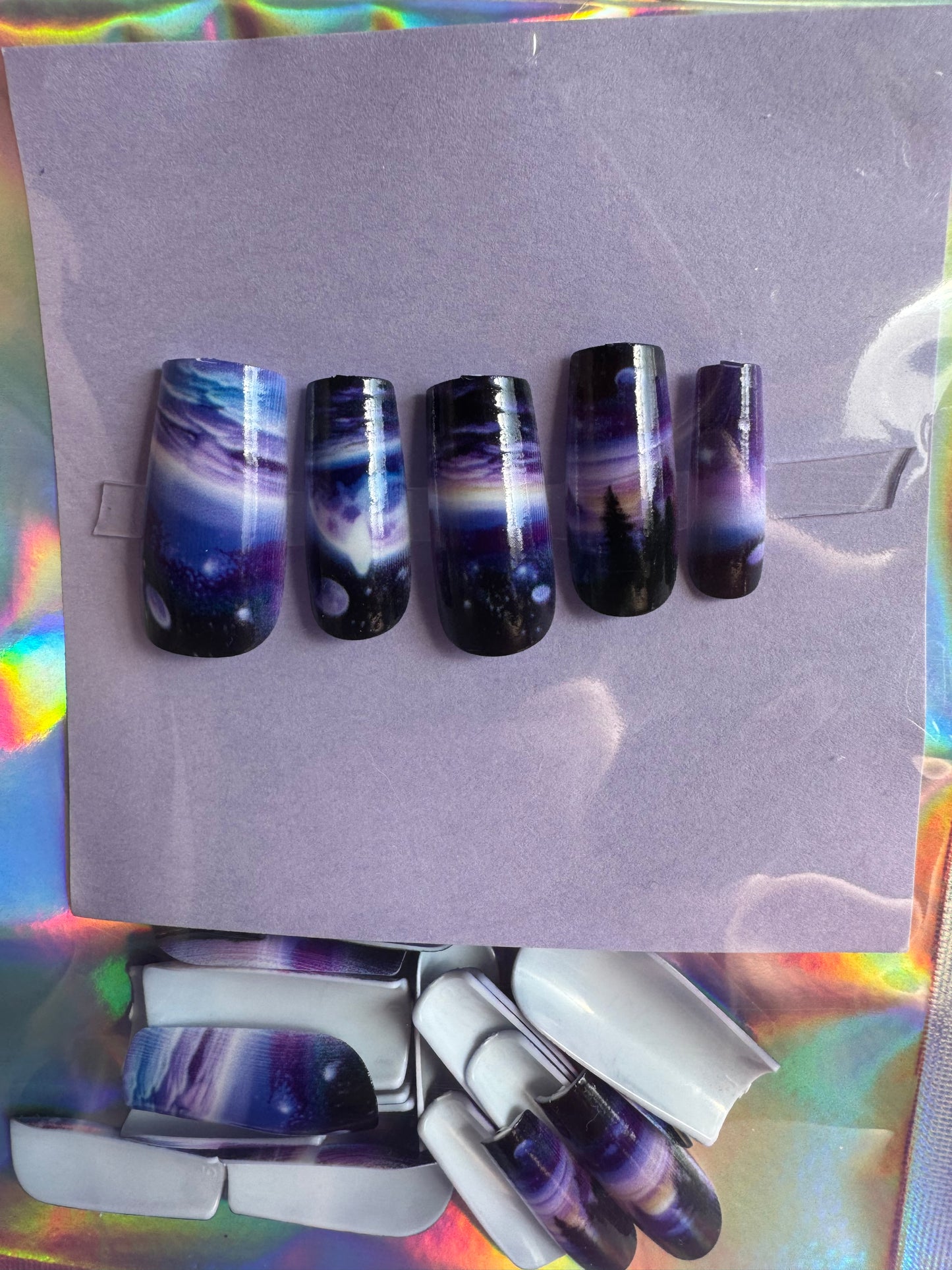 Press On Nails: Medium Square Purple Skies