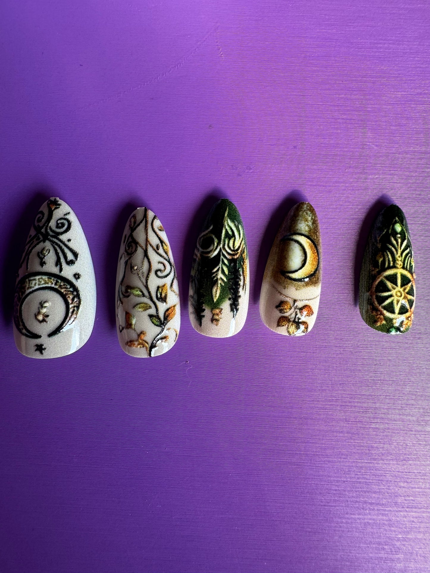 Press On Nails: Medium Almond Boho Style
